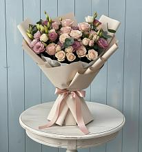 Букет цветов из:  Розы и Лизиантусы в Орловском Забайкальского края