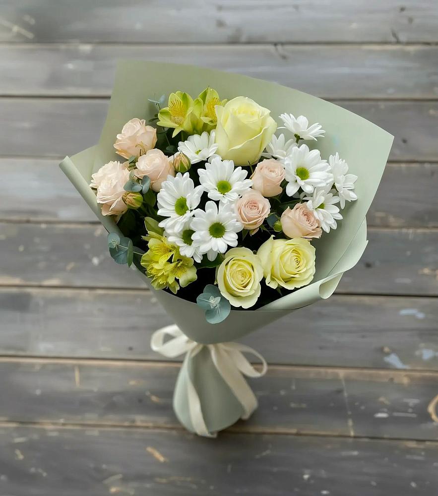 Букет цветов из: Альстромерии, Розы и Хризантемы в Орловском Забайкальского края