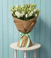 Букет цветов из:  Лизиантусы в Орловском Забайкальского края