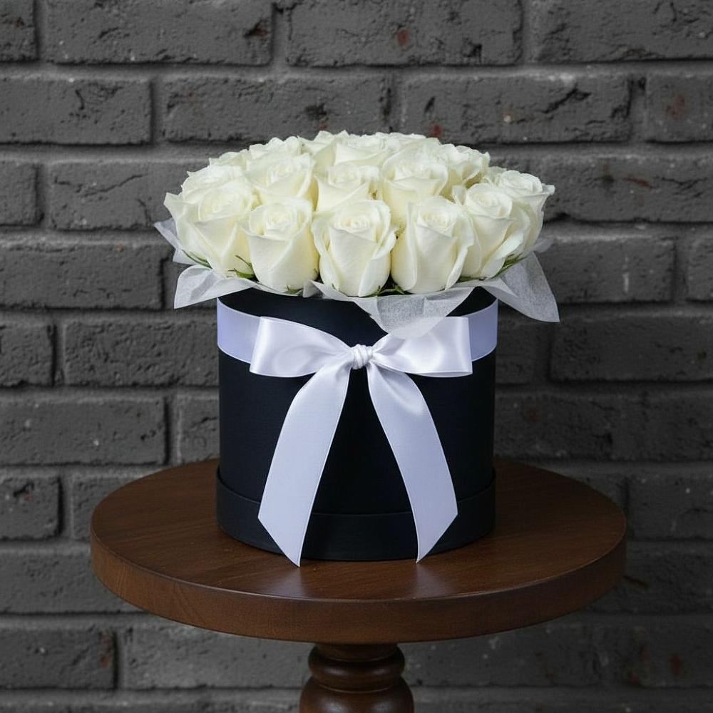 Цветочная композиция из Розы в шляпной коробке в Орловском Забайкальского края