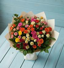 Букет Микс из разноцветных кустовых роз в Орловском Забайкальского края